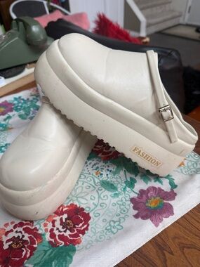 Cream Platform Mule with Slingback Strap